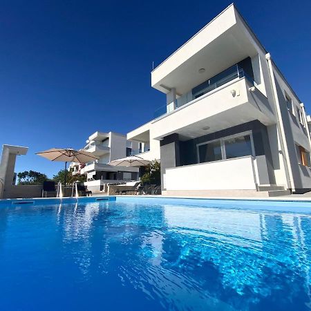 Fantasy Pool Villa Novalja Eksteriør billede