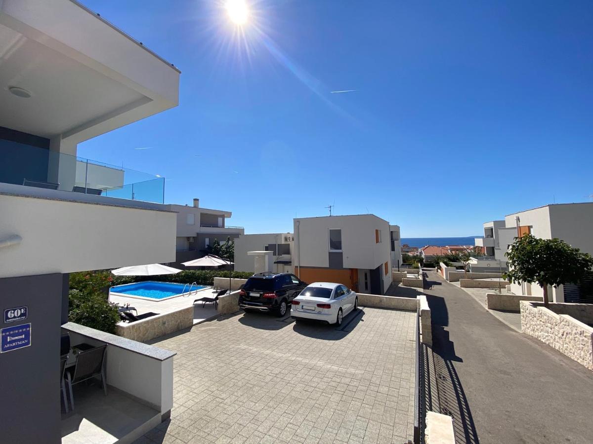 Fantasy Pool Villa Novalja Eksteriør billede